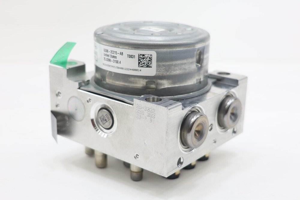 Ford GG9Z2C215B
