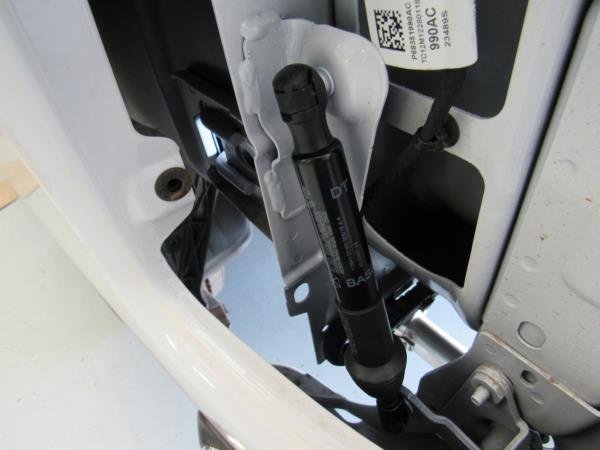 Mopar 82215550AB — 1