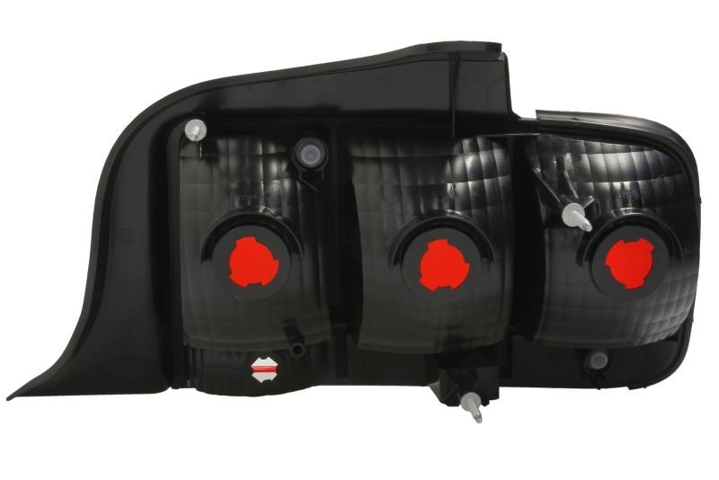 Tyc 11606801 — 1